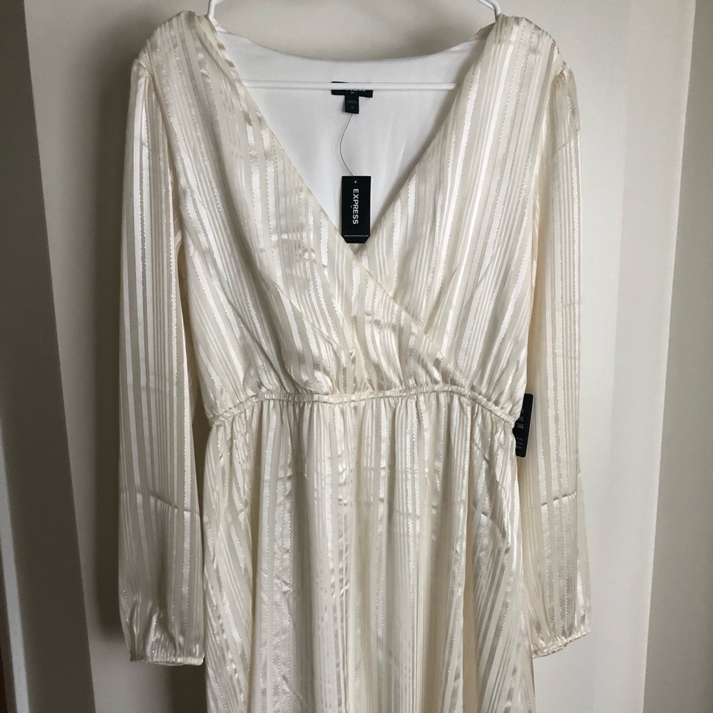 Express White Sparkle Long Sleeve Dress (Medium)